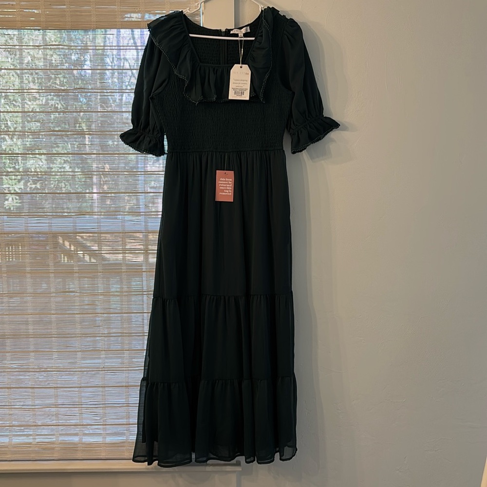 Ivy City Co. - Gracie Dress in Emerald Chiffon